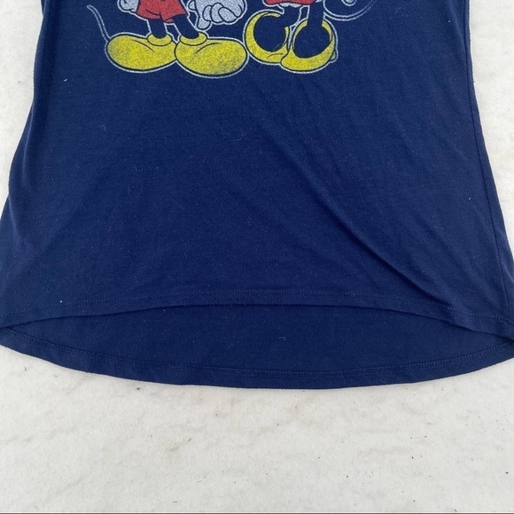 DISNEY Women’s Navy Blue Mickey and Minnie Mouse Short Sleeved T-Shirt sz Medium - Picture 6 of 8